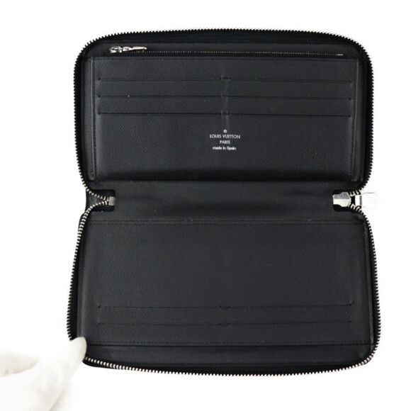 LOUIS VUITTON Black Damier Wallet - Picture 7 of 10